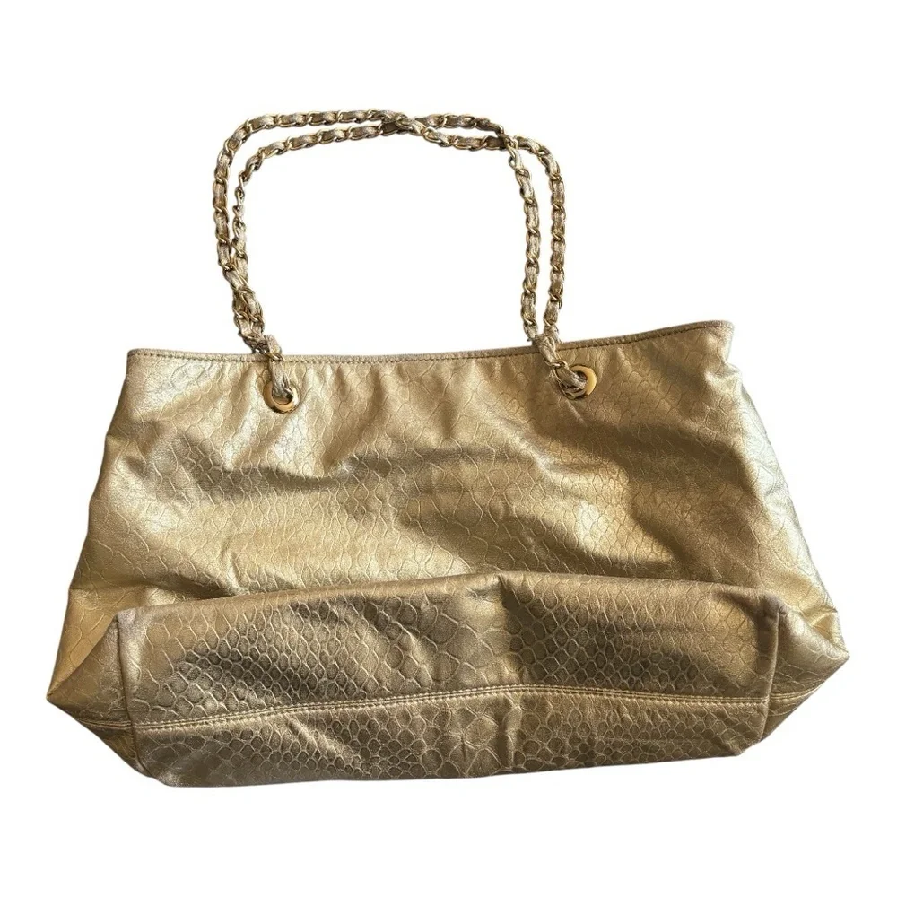 Vintage Love Moschino Gold Chain Shoulder Bag